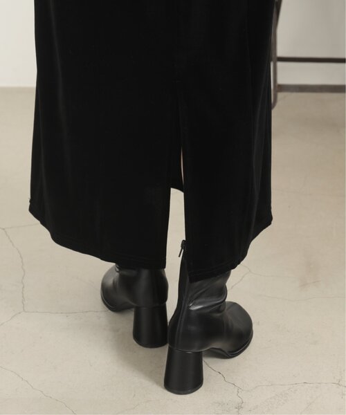 RAY CASSIN（レイカズン）の「ストレートベロアキャミワンピース（ワンピース・レディース・ブラック/カーキ/ブルー・FREE）」の16枚目の写真