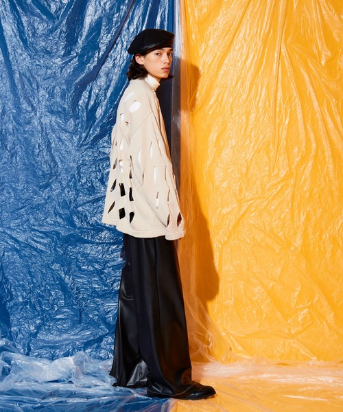 Adoon plain(アドーンプレーン)の「fake leather wide pants(その他パンツ・メンズ・ブラック/ブロンズ・SMALL/LARGE/MEDIUM)」の9枚目の写真