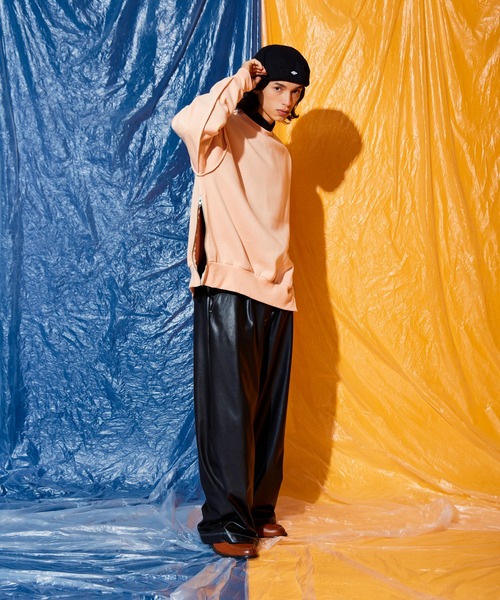 Adoon plain(アドーンプレーン)の「fake leather wide pants(その他パンツ・メンズ・ブラック/ブロンズ・SMALL/LARGE/MEDIUM)」の15枚目の写真