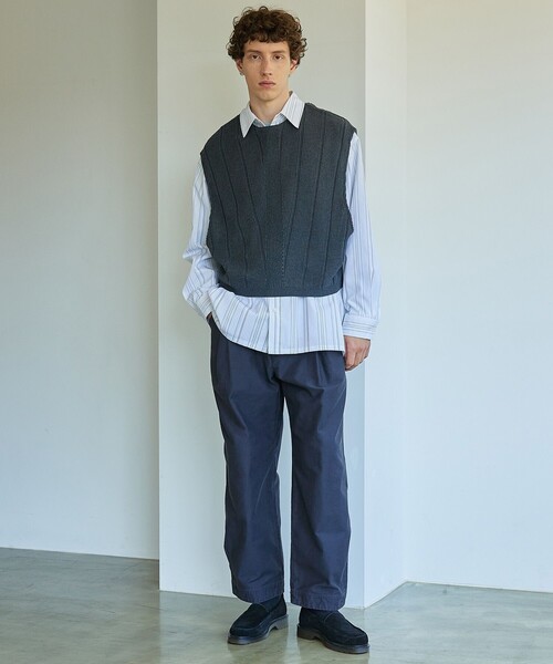 ノースリーブダークグレー ベスト Patagonia work wear ダークグレー