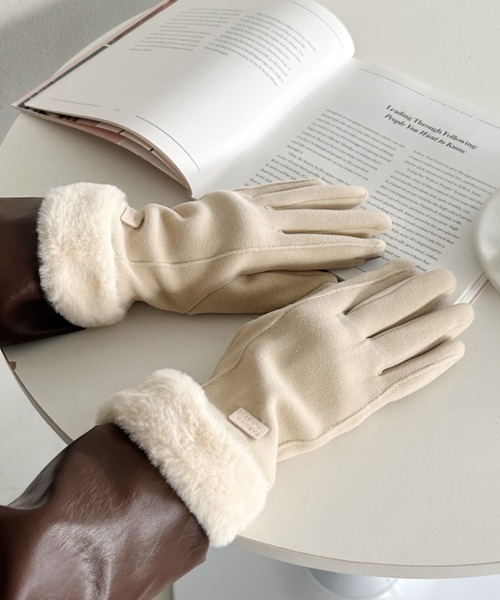 MYMOOD.（マイムード）の「【スマホ対応】裏起毛ファー手袋（手袋・レディース・ブラック/ベージュ/ピンク/グレー・FREE）」の10枚目の写真