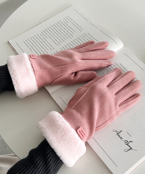 MYMOOD.（マイムード）の「【スマホ対応】裏起毛ファー手袋（手袋・レディース・ブラック/ベージュ/ピンク/グレー・FREE）」の11枚目の写真