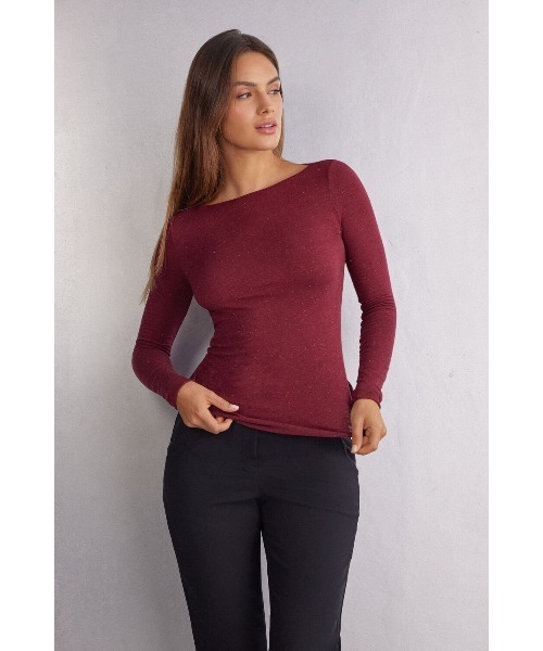 Intimissimi(インティミッシミ)の「ラメ入りカシミヤ混 ライトモダール ラウンドネックニット(ニット/セーター・レディース・ブルー/ダークブラウン/ホワイト×ピンク/ブラック/バーガンディー/ボルドー・S/L/M)」の5枚目の写真