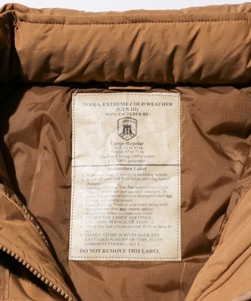 MILITARY（ミリタリー）の「【U.S MILITARY ユーエスミリタリー 】 19'S LEVEL 7 E.C.W.C.S PRIMALOFT JACKET.　プリマロフトジャケット（ダウンジャケット/コート・メンズ・ブラック/グレー/ブラウン・XX-LARGE/X-LARGE/MEDIUM/LARGE/SMALL）」の12枚目の写真