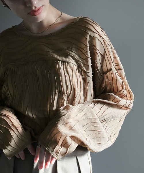 select MOCA（セレクトモカ）の「ウェーブシアートップス（Tシャツ/カットソー・レディース・カーキオリーブ/アイボリー/ブラック/ベージュ・FREE）」の12枚目の写真