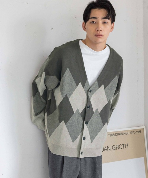 LOWRYS FARM(ローリーズファーム)の「アーガイルジャガードカーディガン 993410(カーディガン/ボレロ・メンズ・グレー/ブルー・FREE)」の1枚目の写真