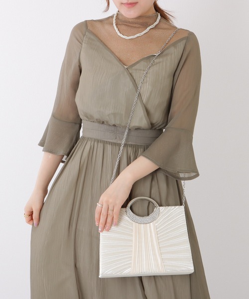 Lace Ladies(レースレディース)の「ビジュー付き スクエア プリーツ ハンド バッグ(クラッチバッグ・レディース・アイボリー/ブラック・FREE)」の19枚目の写真