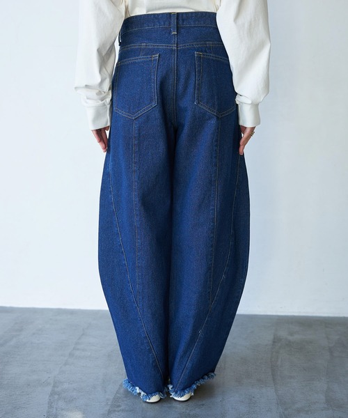 VIS（ビス）の「カーブデニムパンツ（デニムパンツ・レディース・ブルー系その他4/ブルー系その他・M/S）」の14枚目の写真