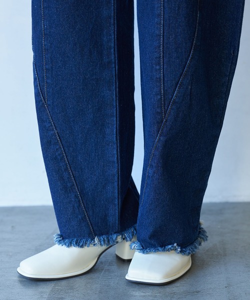 VIS（ビス）の「カーブデニムパンツ（デニムパンツ・レディース・ブルー系その他4/ブルー系その他・M/S）」の18枚目の写真