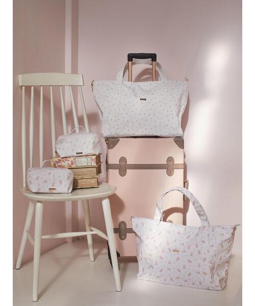 Maison de FLEUR（メゾンドフルール）の「ラミネートマルチポーチ（ポーチ・レディース・ピンク/ライトピンク・FREE）」の14枚目の写真