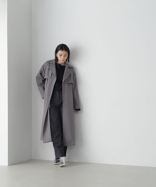 NATURAL BEAUTY BASIC（ナチュラルビューティーベーシック）の「◇【美人百花掲載】＜パウダリーツイルシリーズ＞ベルテッドコート（トレンチコート・レディース・ベージュ/グレー/オフホワイト・SMALL/MEDIUM）」の10枚目の写真