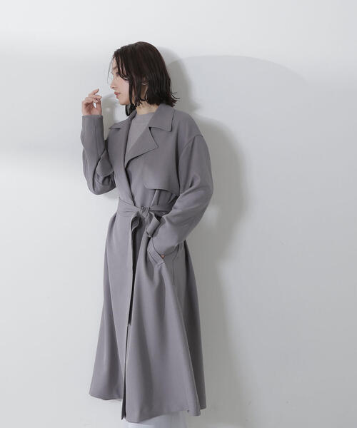 NATURAL BEAUTY BASIC（ナチュラルビューティーベーシック）の「◇【美人百花掲載】＜パウダリーツイルシリーズ＞ベルテッドコート（トレンチコート・レディース・ベージュ/グレー/オフホワイト・SMALL/MEDIUM）」の14枚目の写真