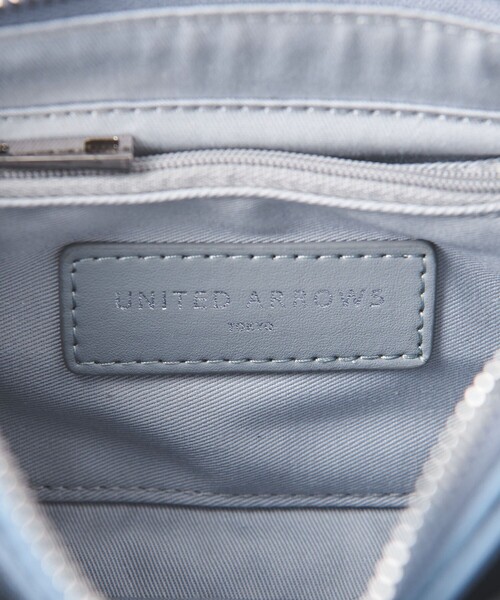 UNITED ARROWS(ユナイテッドアローズ)の「ワイド ミニ 2WAY バッグ(ショルダーバッグ・レディース・ブラック/ライトブルー・FREE)」の17枚目の写真