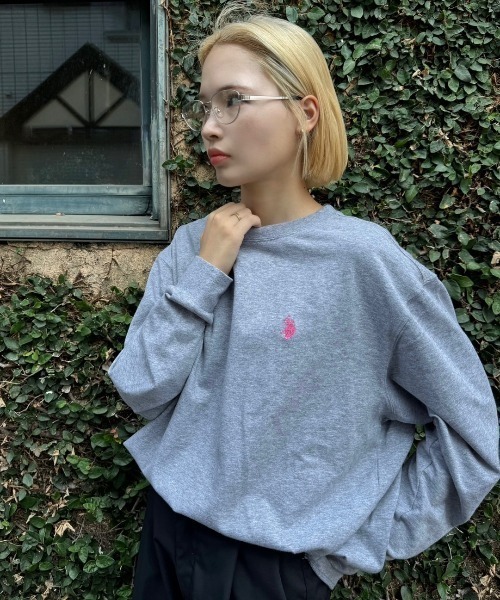 U.S. POLO ASSN.(ユーエスポロアッスン)の「U.S. POLO ASSN.クルーロングスリーブTシャツ(Tシャツ/カットソー・レディース・ホワイト/ダークグリーン/ブラック/ネイビー/グレー・L/M)」の3枚目の写真