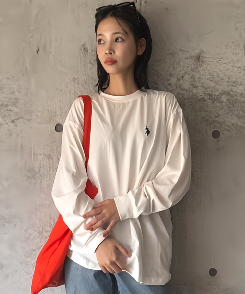 U.S. POLO ASSN.(ユーエスポロアッスン)の「U.S. POLO ASSN.クルーロングスリーブTシャツ(Tシャツ/カットソー・レディース・ホワイト/ダークグリーン/ブラック/ネイビー/グレー・L/M)」の1枚目の写真