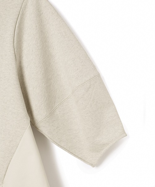 ADAM ET ROPE'(アダムエロペ)の「【WEB限定・サステナブル】ペプラムコンビスウェットプルオーバー(スウェット・レディース・ホワイト/キナリ/ブラック・FREE)」の9枚目の写真