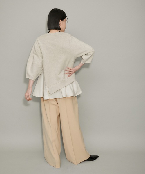 ADAM ET ROPE'(アダムエロペ)の「【WEB限定・サステナブル】ペプラムコンビスウェットプルオーバー(スウェット・レディース・ホワイト/キナリ/ブラック・FREE)」の22枚目の写真