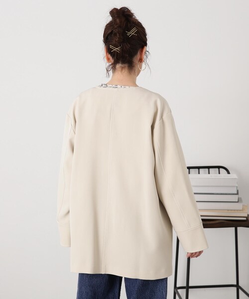 N.（N. Natural Beauty Basic）（エヌエヌナチュラルビューティーベーシック）の「◆【S Size Line】ダブルクロスノーカラーショートコート（ノーカラージャケット・レディース・モカ/ライトベージュ・SMALL/MEDIUM）」の14枚目の写真