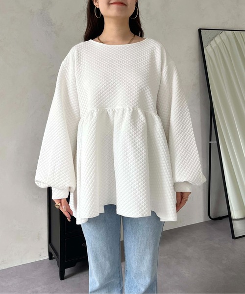 prose verse(プロズヴェール)の「バックリボンキルティングペプラムトップス(Tシャツ/カットソー・レディース・オフホワイト/ブラック・MEDIUM)」の5枚目の写真