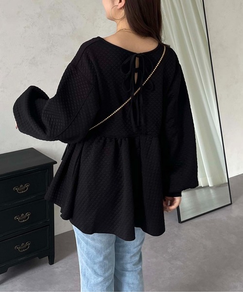 prose verse(プロズヴェール)の「バックリボンキルティングペプラムトップス(Tシャツ/カットソー・レディース・オフホワイト/ブラック・MEDIUM)」の18枚目の写真
