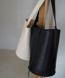 ETRE TOKYO（エトレトウキョウ）の「【再入荷！】ラムレザーバケット 