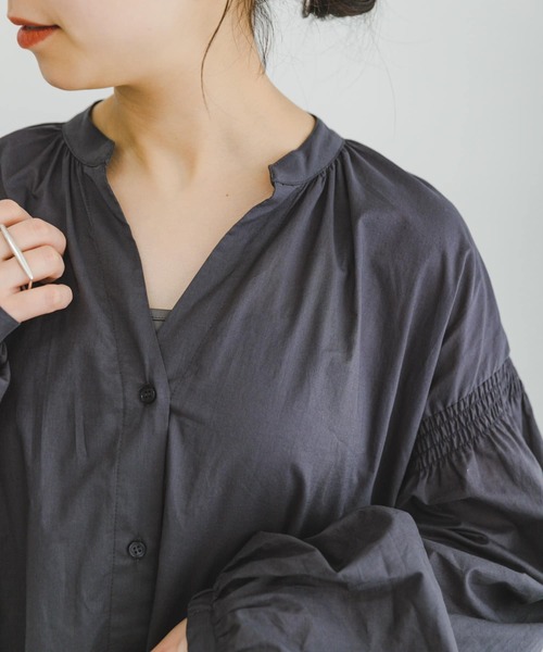 ITEMS URBANRESEARCH（アイテムズ アーバンリサーチ）の「ボイルボリュームワンピース（ワンピース・レディース・チャコールグレー/アイボリー/グリーン・FREE）」の9枚目の写真