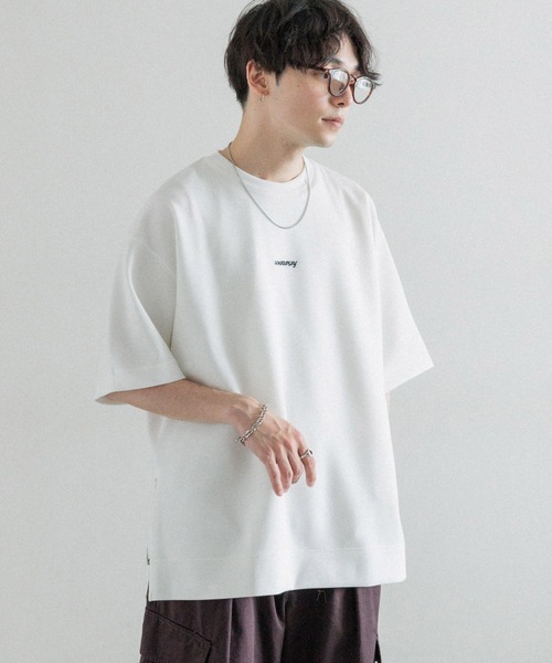 RAGEBLUE（レイジブルー）の「SIDE SLIT PUNCH T-SHIRTS/サイドスリット/ワンポイント刺繍/ポンチ/オーバーサイズTシャツ（Tシャツ/カットソー・メンズ・ホワイト/グリーン/ブラック/ブルー・SMALL/MEDIUM/LARGE）」の2枚目の写真