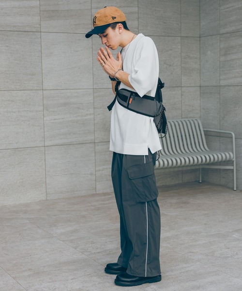 RAGEBLUE（レイジブルー）の「SIDE SLIT PUNCH T-SHIRTS/サイドスリット/ワンポイント刺繍/ポンチ/オーバーサイズTシャツ（Tシャツ/カットソー・メンズ・ホワイト/グリーン/ブラック/ブルー・SMALL/MEDIUM/LARGE）」の19枚目の写真