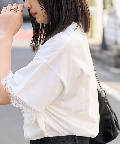新品】blugirl レース裾 Tシャツ カットソー タグ付き ホワイト 新品】blugirl レース裾 Tシャツ カットソー タグ付き ホワイト