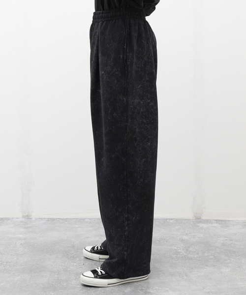 WILLY CHAVARRIA(ウィリーチャバリア)の「WILLY CHAVARRIA NORTHSIDER JOGGER PANTS BSP501-B(その他パンツ・メンズ・ブラック系その他・SMALL/MEDIUM)」の4枚目の写真