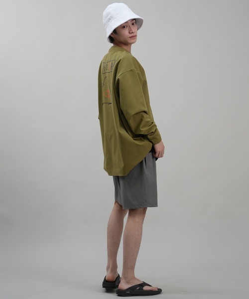 POLeR(ポーラー)の「POLER/ポーラー 水陸両用Tシャツ/ラッシュガード/長袖Tシャツ オーバーサイズ UVケア 249MCV0025(Tシャツ/カットソー・メンズ・オリーブ/ブラック/ホワイト・M/L/XL)」の22枚目の写真