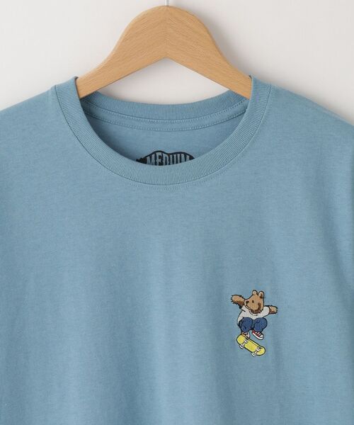 &Bridge(アンドブリッジ)の「SALTS(ソルツ) スケボーベアー刺しゅうTシャツ(Tシャツ/カットソー・メンズ・ブルーグリーン・02)」の4枚目の写真