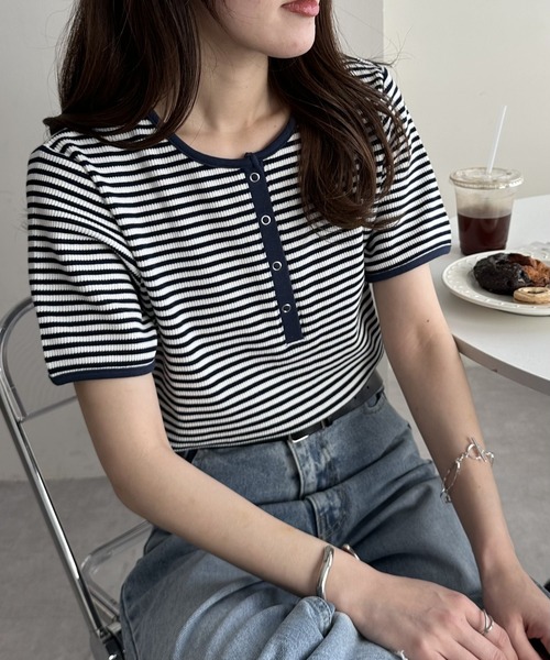 DISCOAT（ディスコート）の「【29色展開/多色買い】ワッフルリングドット半袖Tシャツ《WEB限定》（Tシャツ/カットソー・レディース・ホワイト/チャコールグレー/ブラック/グレー/ピンク/オレンジ/アイボリー/ブラック×ホワイト/ホワイト系その他/ベージュ系その他/グレー×ホワイト/ライトベージュ/ベージュ/ネイビー/ピンク系その他/ブラウン/サーモンピンク/ダークブルー/グレー系その他2/グリーン系その他/ミント/ブルー系その他/ピンク系その他2/グレイッシュベージュ/カーキ/ブラック系その他2/オレンジ系その他/ホワイト系その他2/ブラック系その他3・MEDIUM）」の22枚目の写真