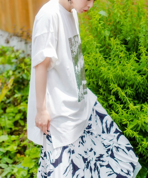 OSMOSIS（オズモーシス）の「箔プリントTシャツ（Tシャツ/カットソー・レディース・ホワイト/ライトグレー/ブラック・ONE SIZE）」の8枚目の写真