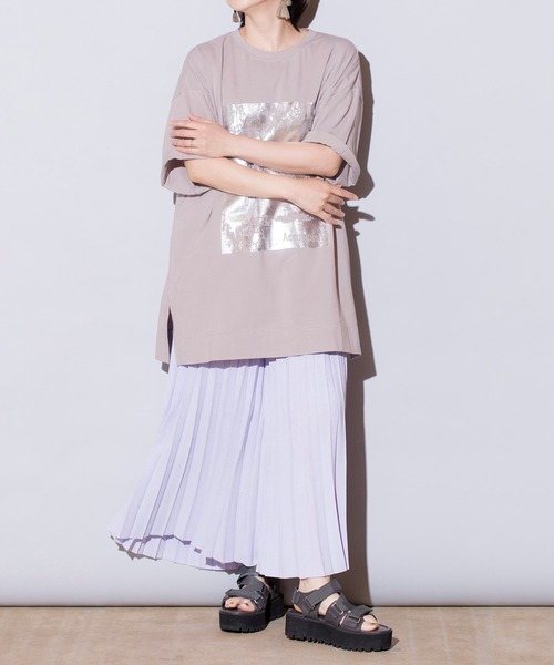 OSMOSIS（オズモーシス）の「箔プリントTシャツ（Tシャツ/カットソー・レディース・ホワイト/ライトグレー/ブラック・ONE SIZE）」の11枚目の写真