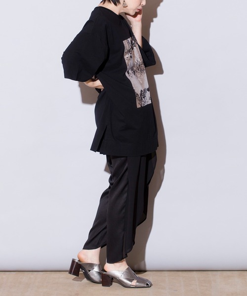 OSMOSIS（オズモーシス）の「箔プリントTシャツ（Tシャツ/カットソー・レディース・ホワイト/ライトグレー/ブラック・ONE SIZE）」の20枚目の写真