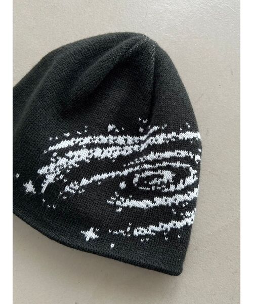 EMODA（エモダ）の「ジャガードダブルフェイスビーニー（ニットキャップ/ビーニー・レディース・ブラウン/ブラック・FREE）」の4枚目の写真