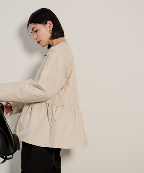 Shelly island（シェリーアイランド）の「キルトペプラムショートコート（ダウンジャケット/コート・レディース・ホワイト/ブラック・M）」の11枚目の写真