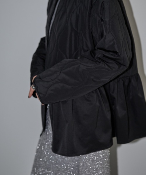 Shelly island（シェリーアイランド）の「キルトペプラムショートコート（ダウンジャケット/コート・レディース・ホワイト/ブラック・M）」の17枚目の写真