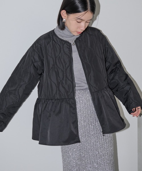 Shelly island（シェリーアイランド）の「キルトペプラムショートコート（ダウンジャケット/コート・レディース・ホワイト/ブラック・M）」の12枚目の写真