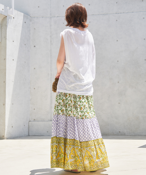 新品✨ SLOBE IENA インドパネルプリントトリミング スカート SLOBE IENA（スローブイエナ）の「インドパネルプリント