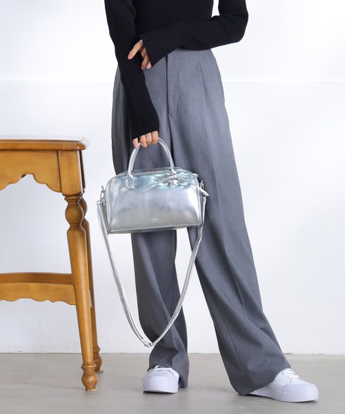 ALTROSE（アルトローズ）の「2WAY リボン ボストンバッグ フィオネ（ボストンバッグ・レディース・ブラウン/レッド/ブラック/シルバー・FREE）」の18枚目の写真