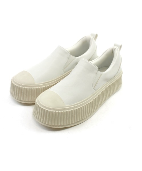 【新品・未使用】株式会社アンジュ　厚底スリッポン Noubel Voug Relax スニーカー 厚底 カジュアル スリッポン