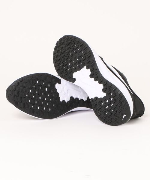 NIKE(ナイキ)の「【NIKE】ナイキ WMNS REVOLUTION 7 EASY ON(レボリューション7 イージーオン)FN7999(スニーカー・レディース・ブラック×ホワイト/ホワイト×ブラック・25.0cm/23.0cm/23.5cm/24.0cm/24.5cm/22.5cm)」の4枚目の写真