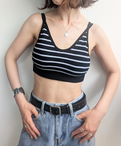styiro(スタイロ)の「ボーダーカップインブラトップ(キャミソール・レディース・ホワイト×ブラック/ブラック・FREE)」の17枚目の写真