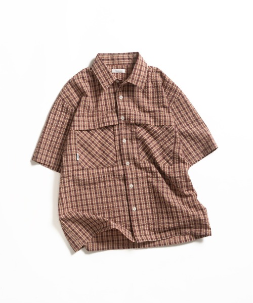 Adoon plain（アドーンプレーン）の「シアサッカーチェックシャツ（シャツ/ブラウス・メンズ・ベージュ/レッド・MEDIUM/LARGE）」の3枚目の写真