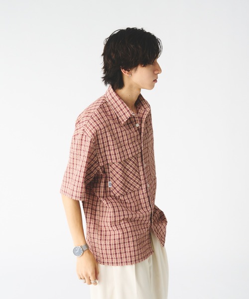 Adoon plain（アドーンプレーン）の「シアサッカーチェックシャツ（シャツ/ブラウス・メンズ・ベージュ/レッド・MEDIUM/LARGE）」の14枚目の写真