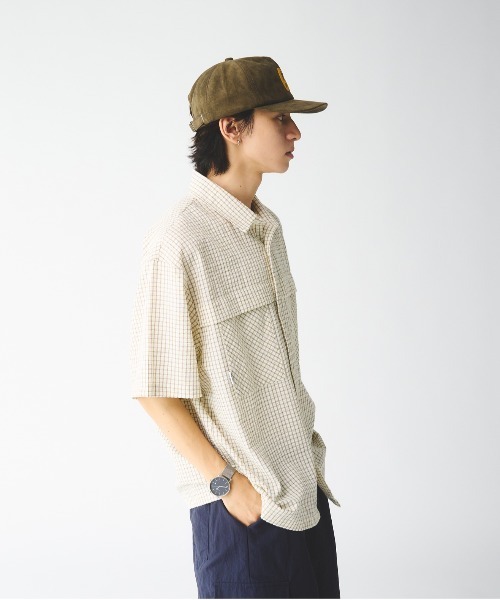 Adoon plain（アドーンプレーン）の「シアサッカーチェックシャツ（シャツ/ブラウス・メンズ・ベージュ/レッド・MEDIUM/LARGE）」の12枚目の写真