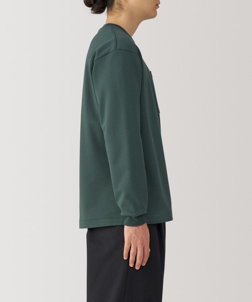 無印良品(ムジルシリョウヒン)の「紳士 あたたかさを保つクルーネック長袖Tシャツ(Tシャツ/カットソー・メンズ・ダークネイビー/グレー系/オフホワイト/ダークパープル/ブラック/ダークグリーン・L/M/S/XL)」の17枚目の写真