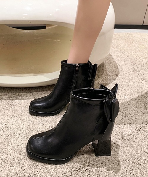 Lace Ladies（レースレディース）の「バック リボン チャンキー ショート ブーツ（ブーツ・レディース・ブラック/アイボリー/ベージュ・22.5/23/23.5/24/24.5）」の3枚目の写真